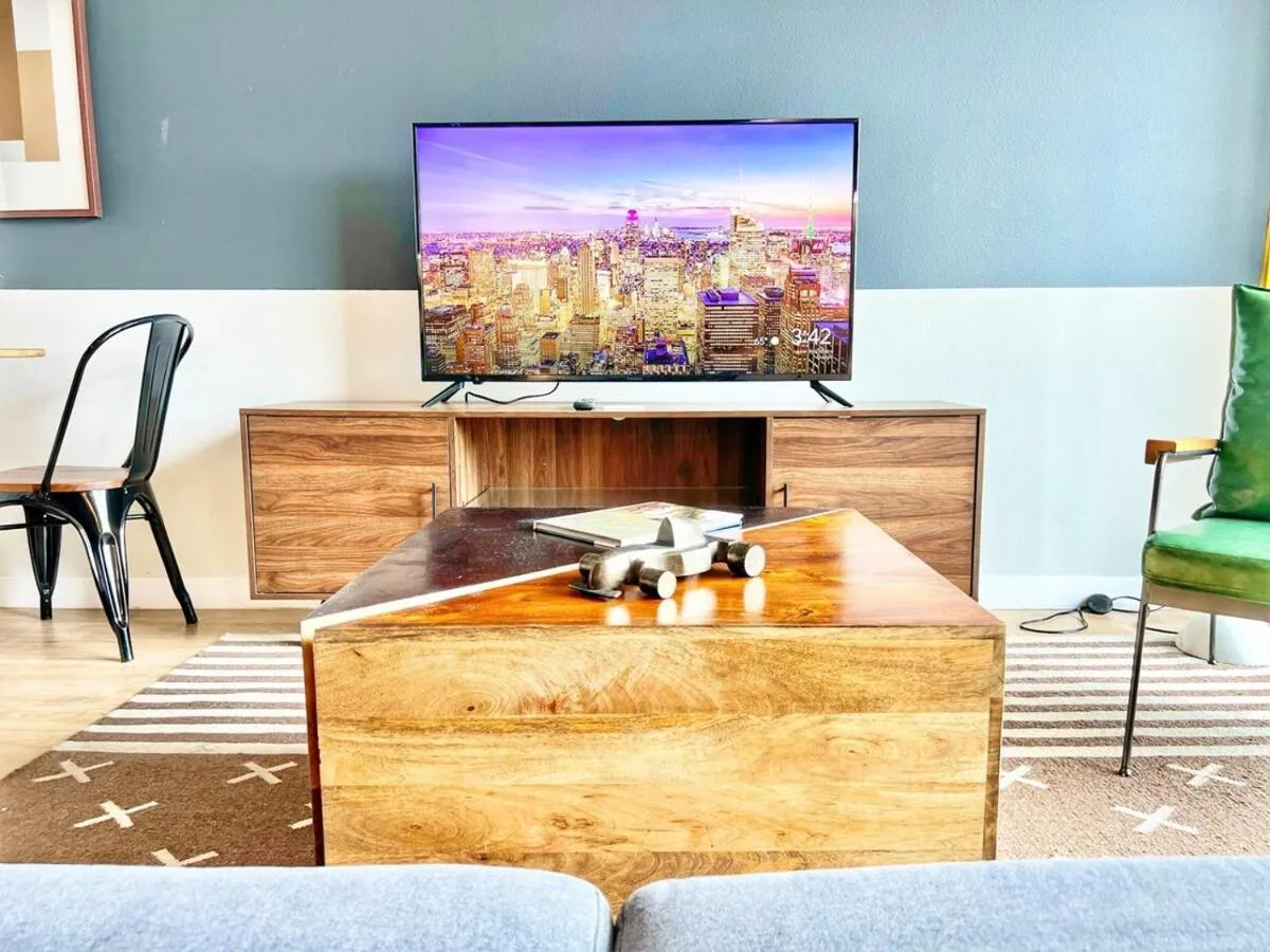 Image 4 of Sunset Stay In Downtown San Diego