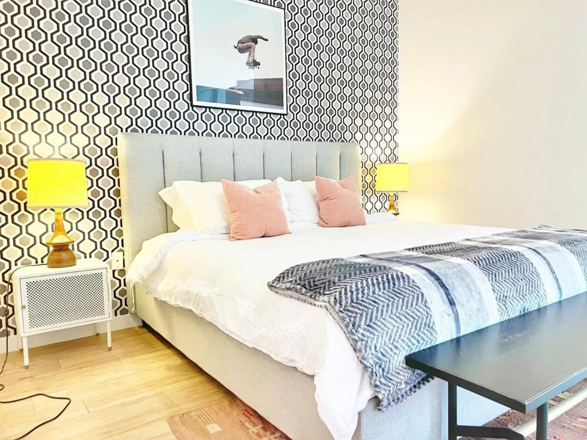 Image 6 of Sunset Stay In Downtown San Diego