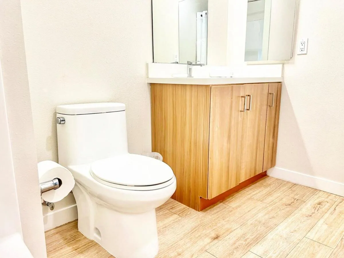 Image 2 of Sunset Stay In Downtown San Diego