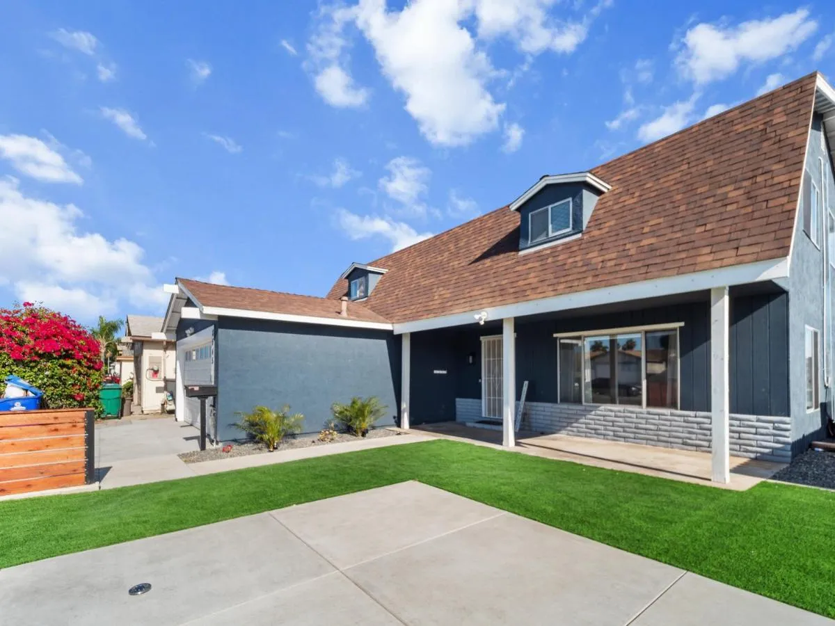 Image 5 of Super Spacious Family Vacation House!