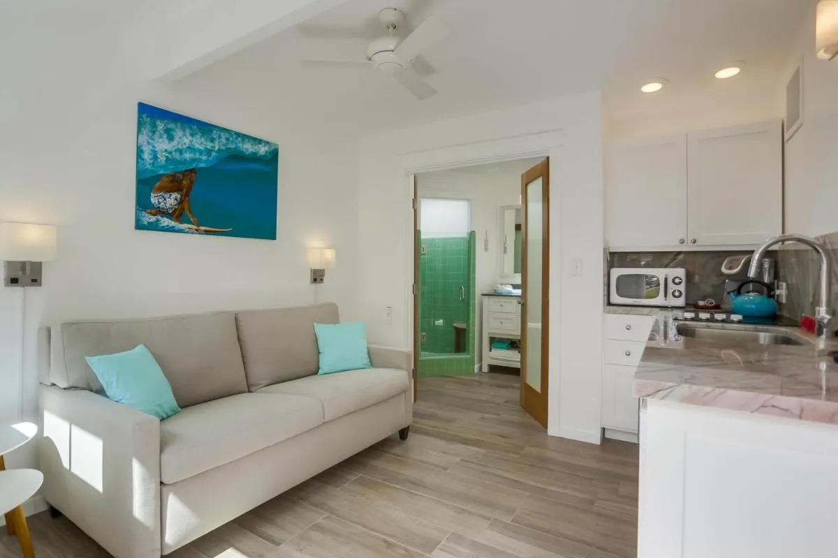 Image 3 of Surf and Sand Beach Bungalow