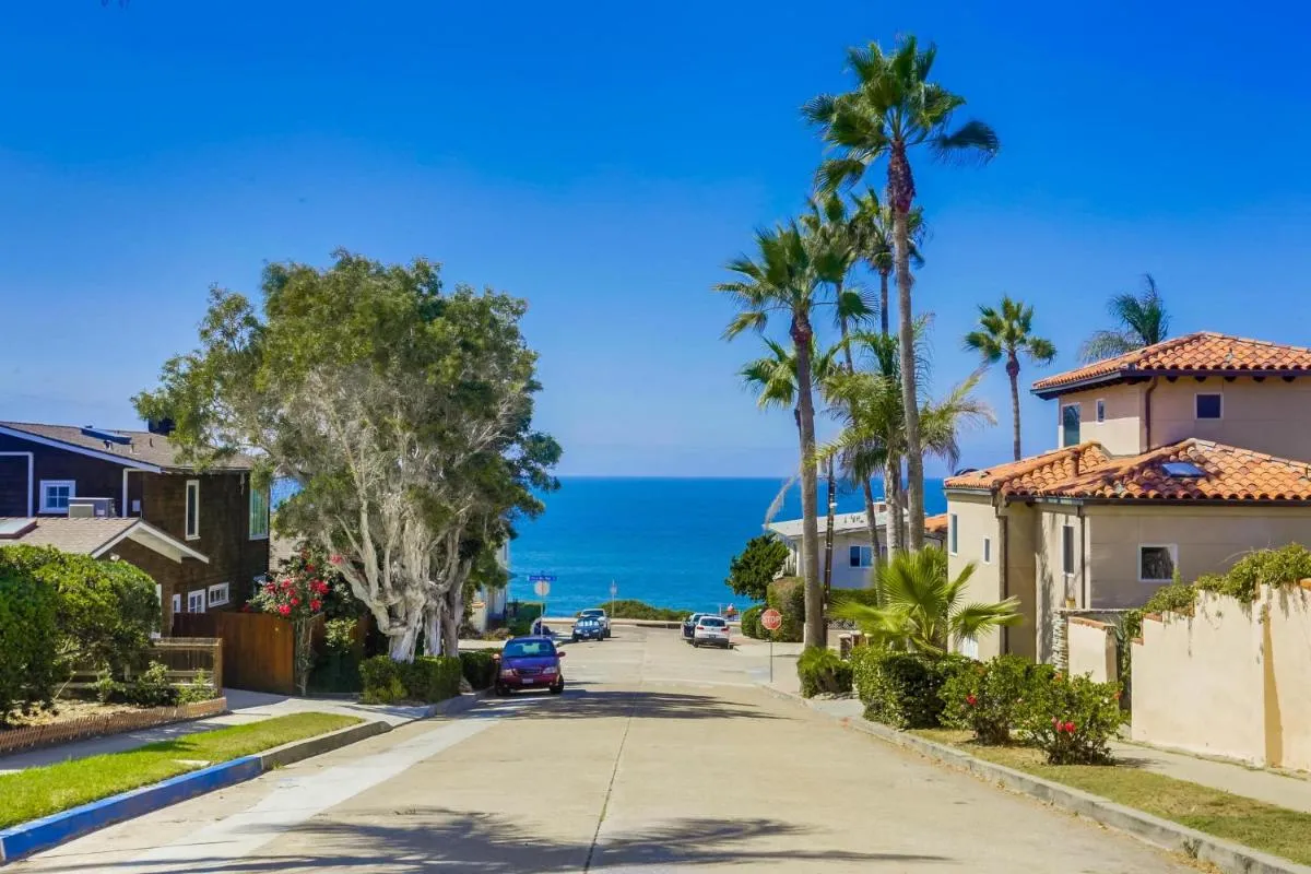 Image 5 of Surf and Sand Beach Bungalow