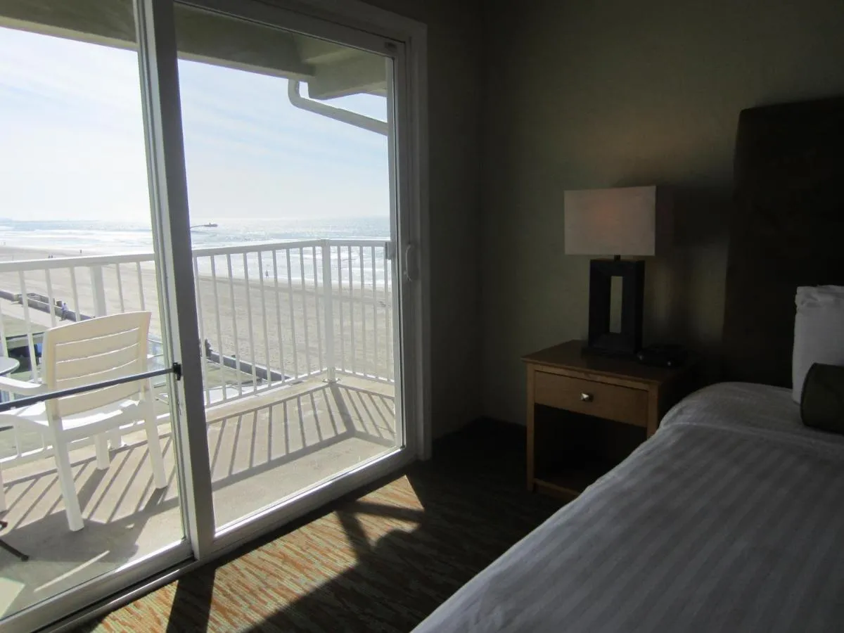 Image 1 of Surfer Beach Hotel