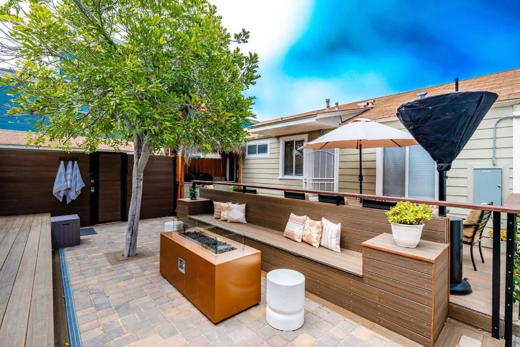 Image of Surfside Charmer One Block to Beach