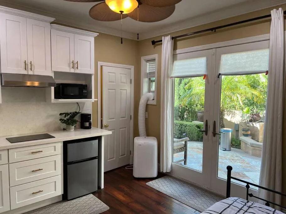 Image 3 of The Black and White Suite at Torrey Highlands