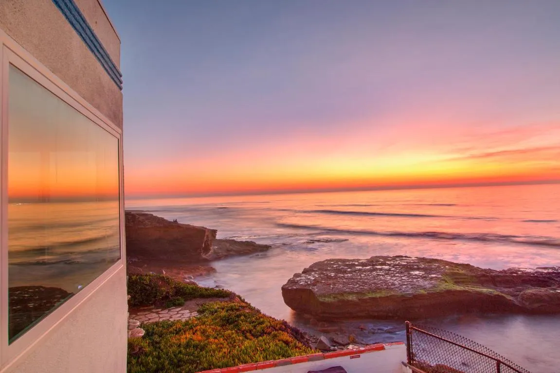 Image of The Inn at Sunset Cliffs