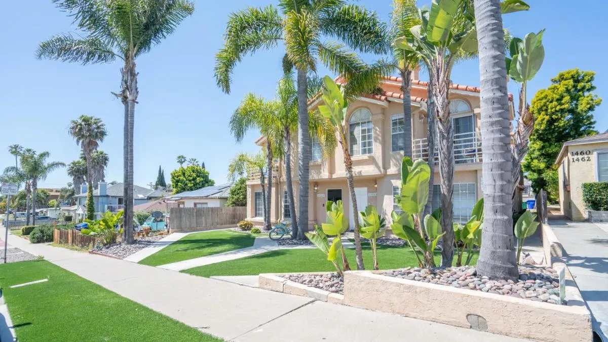 Image 3 of The Oliver – Pacific Beach Hideaway