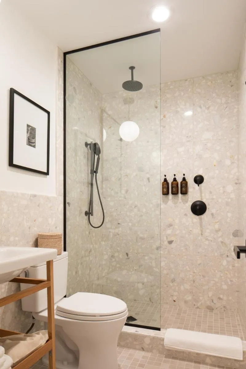 Image 3 of The Pearl Hotel