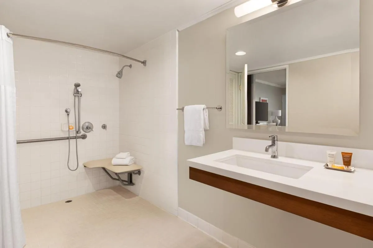 Image 2 of Town and Country San Diego