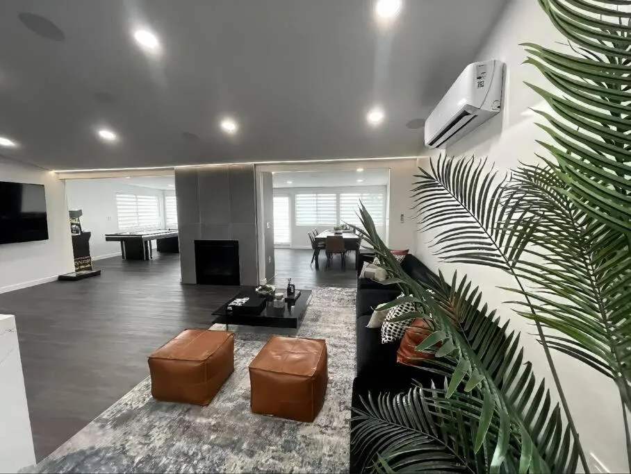 Image 4 of Unforgettable Retreat w Private Mini-Golf Arcade