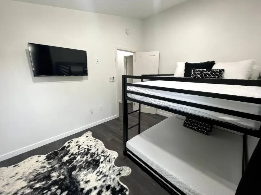 Image 1 of Unforgettable Retreat w Private Mini-Golf Arcade