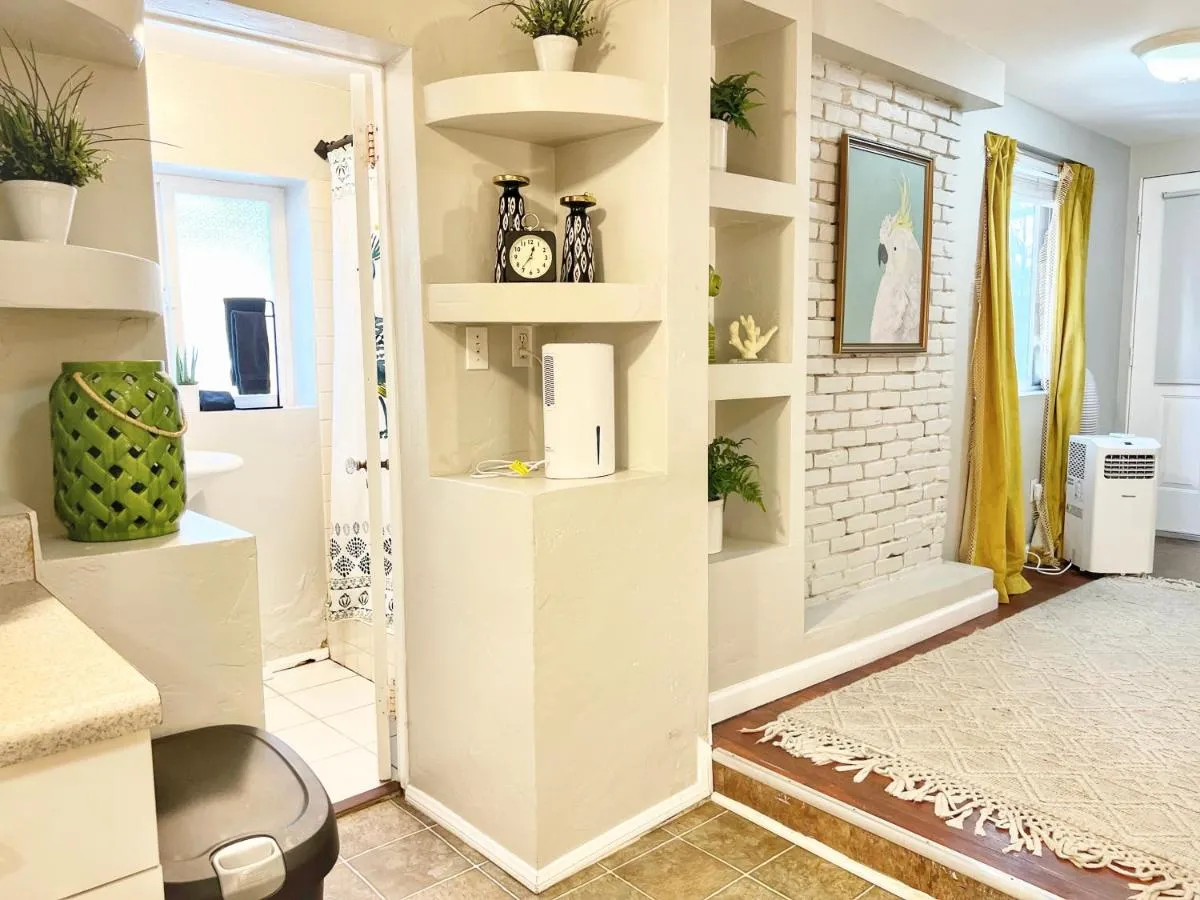 Image 2 of Urban Oasis Near The Zoo A Central Studio For 2