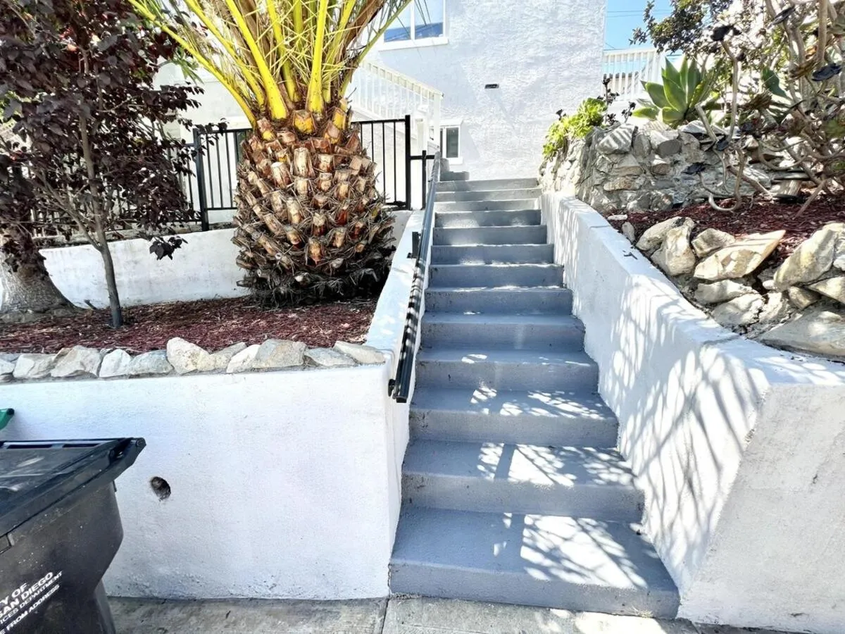 Image 5 of Urban Oasis Near The Zoo A Central Studio For 2