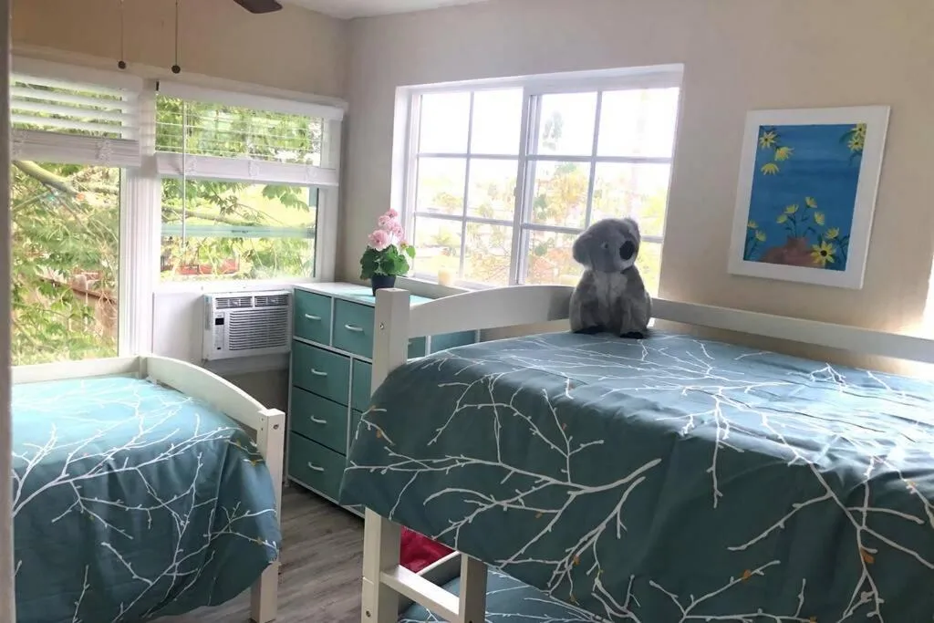 Image 6 of Viva Pacifica