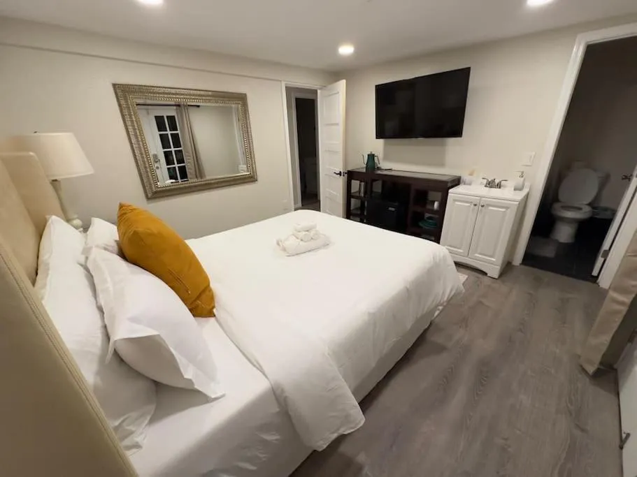 Image 1 of Walking Distance to The Most Popular Spots in SD