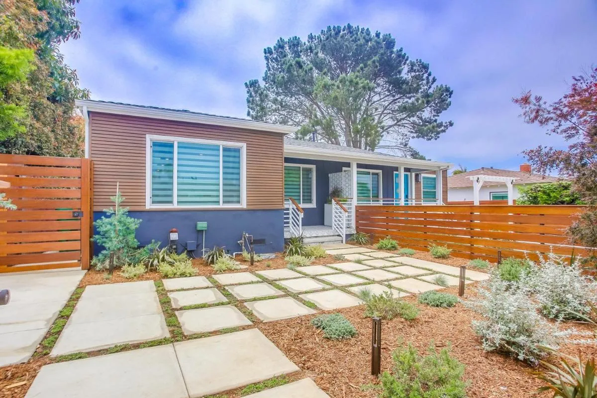 Image 5 of Windansea Beach House