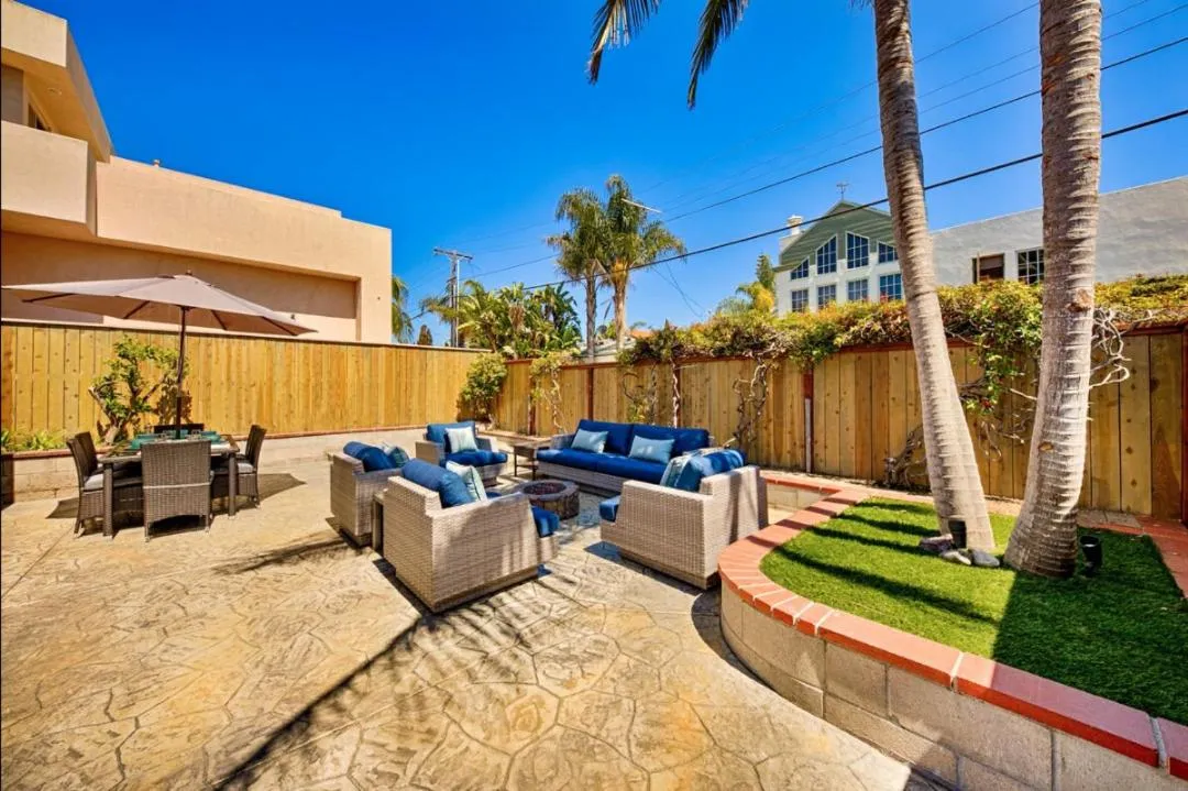 Image 5 of Windansea Coastal Haven – Steps to Beach