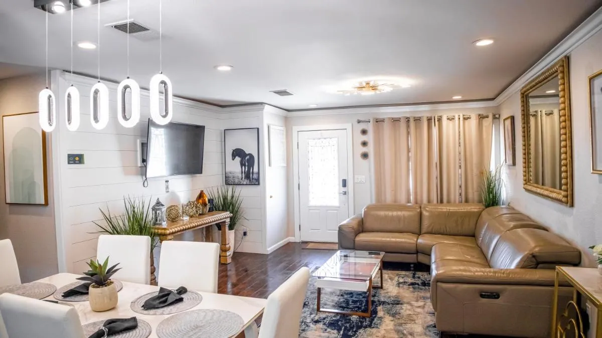 Image 1 of Xlnc Exotic Home Sunnyside