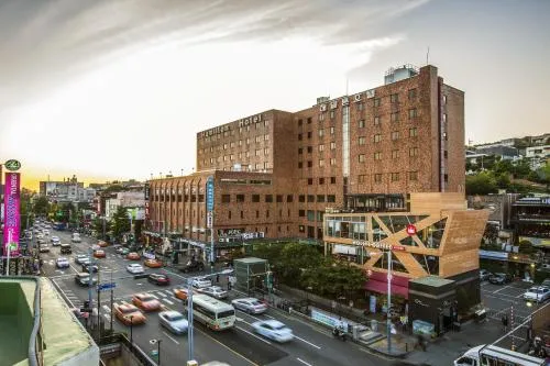 Image 2 of Hamilton Hotel