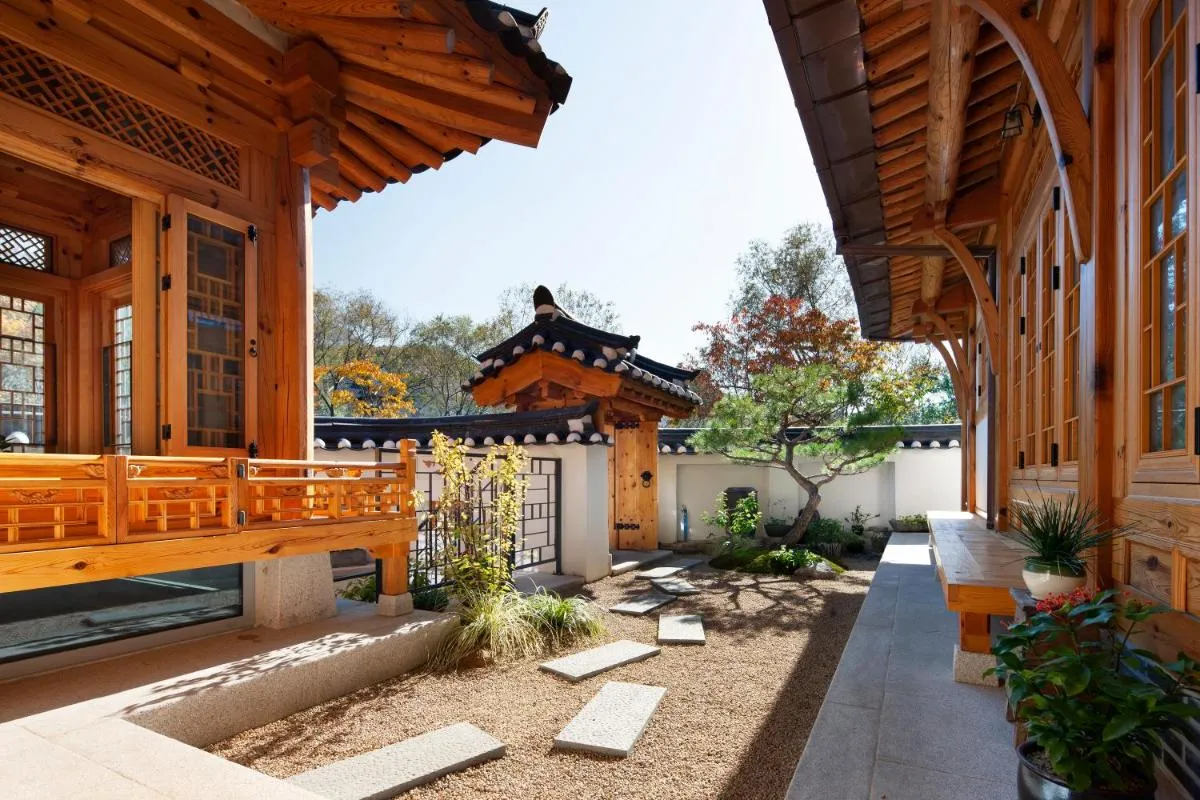 Image 5 of IRIRU Luxury Hanok Stay – Eunpyung Hanok village