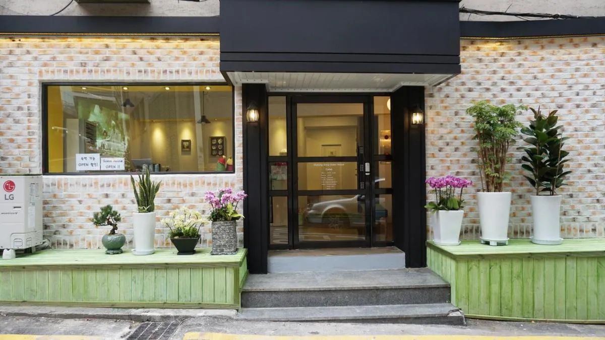 Image 2 of Myeongdong Guesthouse Como