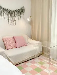 Image 4 of Stay Yeoun Jogak – near Shindaebang Station Boramae Hospital & Park Hongik University Airport Bus near Sindorim, Gangnam