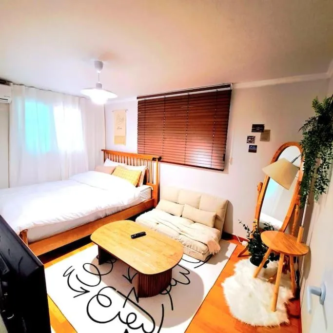 Image 3 of Healing & Romang house