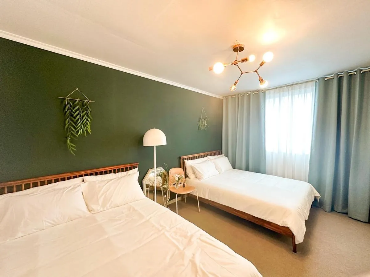Image 6 of STAY ROCK 樂 2 Room 3 Beds 3 min from Ewha Univ stn