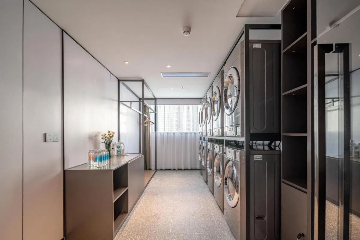 Image 1 of Atour Hotel Shenzhen Luohu Vientiane City