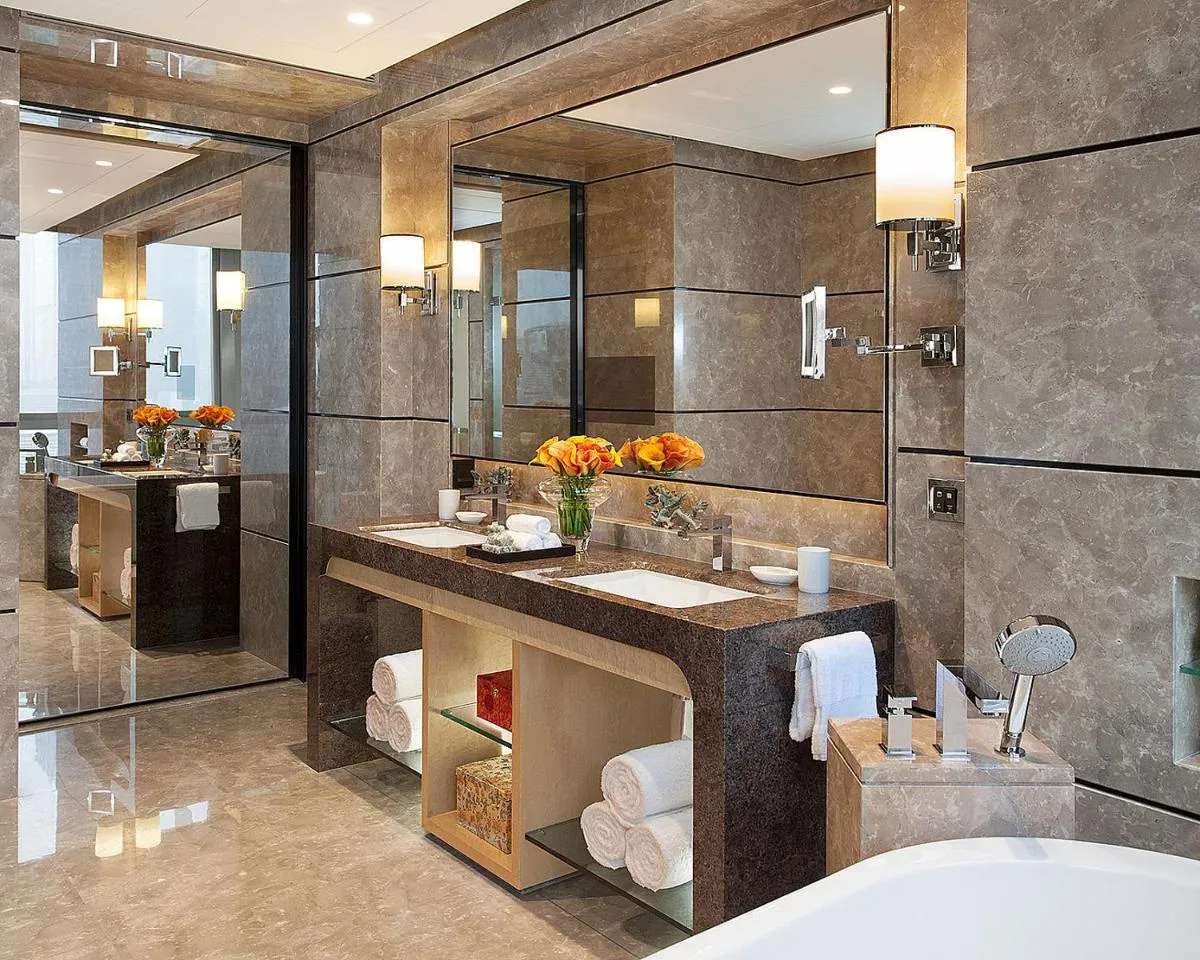 Image 2 of Four Seasons Hotel Shenzhen