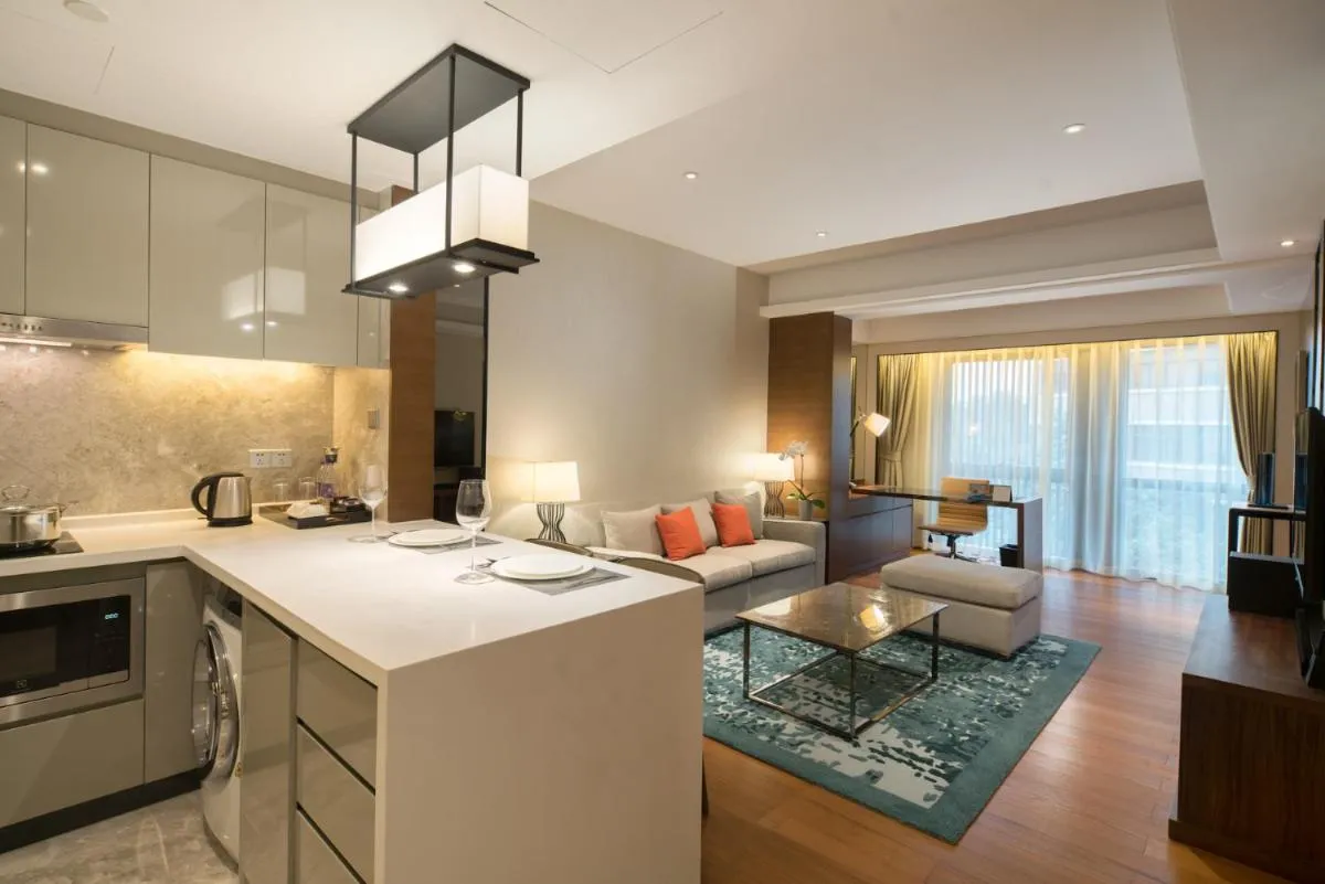 Image 4 of Fraser Suites Shenzhen, Near Huaqiang North Business Zone and next to shopping mall complex, with direct subway access