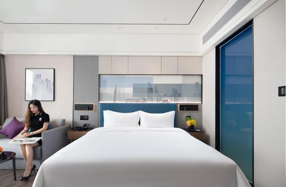 Image 1 of Hampton By Hilton Shenzhen Futian Mangrove Park Apartments