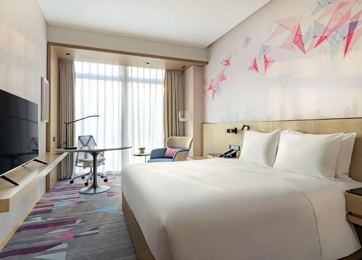 Image 4 of Hilton Garden Inn Shenzhen World Exhibition & Convention Center
