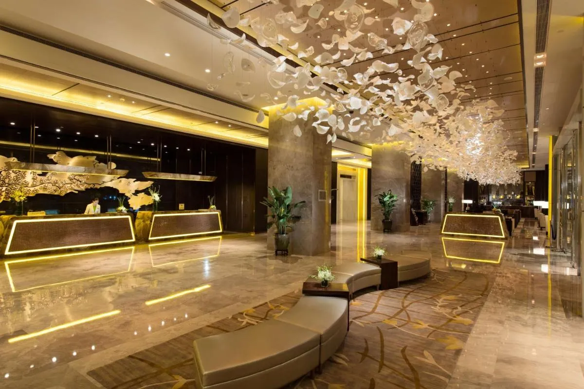 Image 6 of Hilton Shenzhen Futian, Metro Station at Hotel Front Door, Close to Futian Convention & Exhibition Center