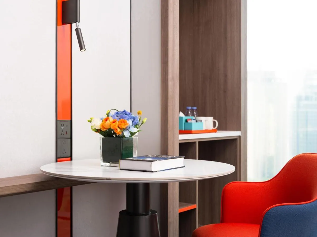 Image 4 of Holiday Inn Express Shenzhen Futian Center, an IHG Hotel