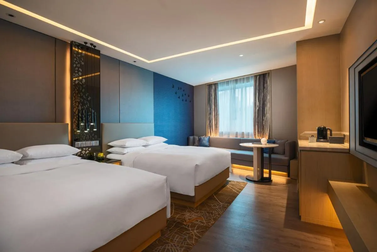 Image 1 of Renaissance Shenzhen Luohu Hotel