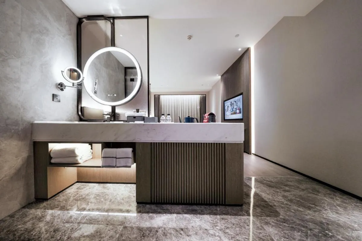 Image 1 of UrCove by HYATT Shenzhen Luohu