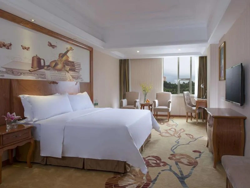 Image 3 of Vienna International Hotel Shenzhen Caopu Jindaotian