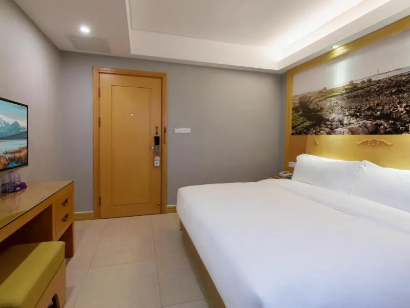 Image 4 of GreenTree Eastern Hotel Shenzhen Futian Civic Center Jingtan Subway Station