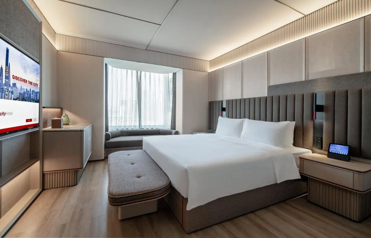 Image 2 of Intercity Shenzhen Futian Huanggang