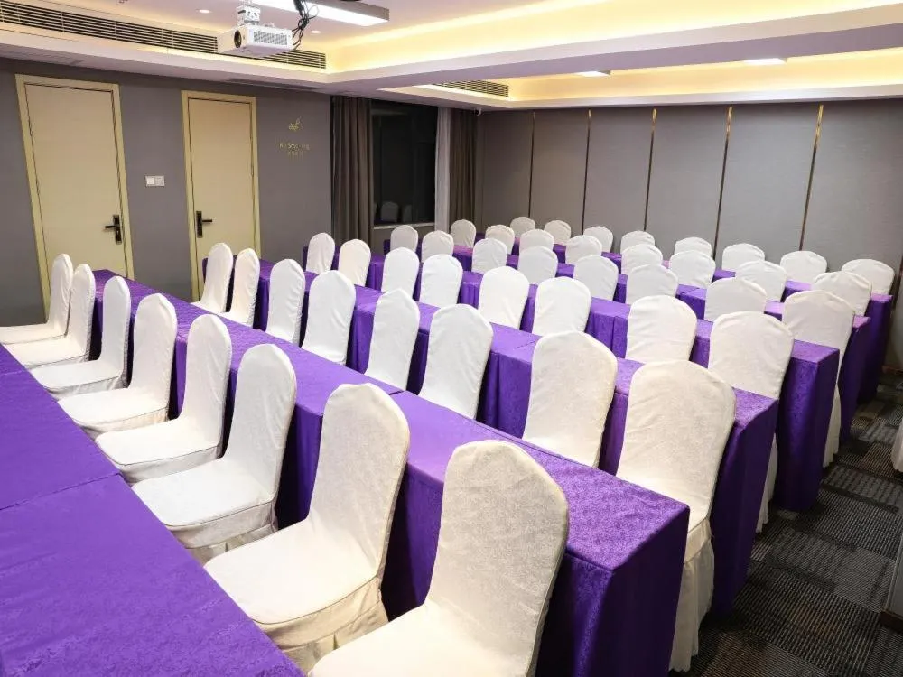 Image 5 of LAVANDE HOTELS SHENZHEN NORTH STATION LONGHUA FOXCONN HEADQUARTERS