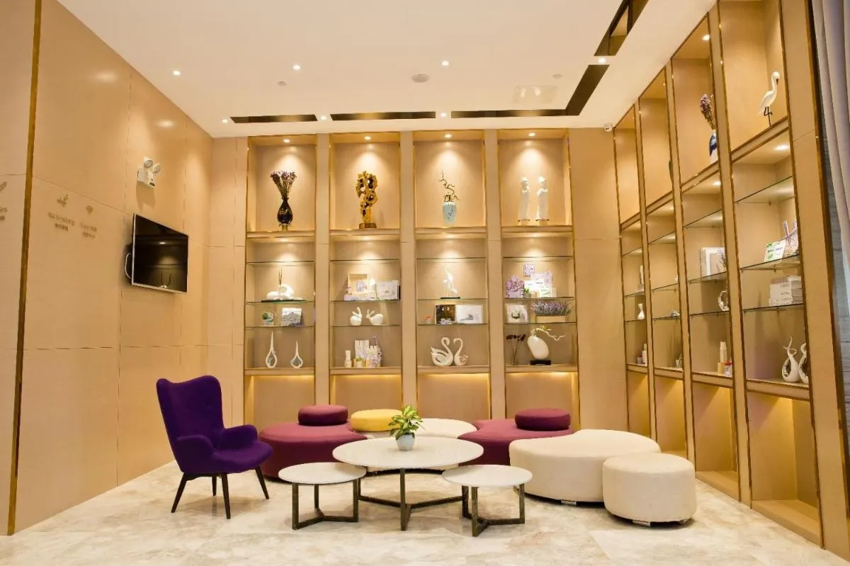 Image 5 of Lavande Hotels·Shenzhen North Railway Station Longhua Yicheng Center