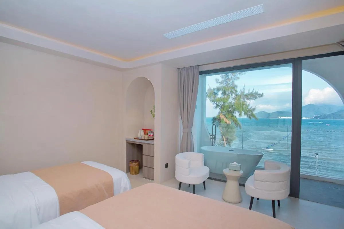 Image 1 of Shenzhen Semporna Beach Sea View B & B – 深圳较场尾仙本那沙滩海景民宿