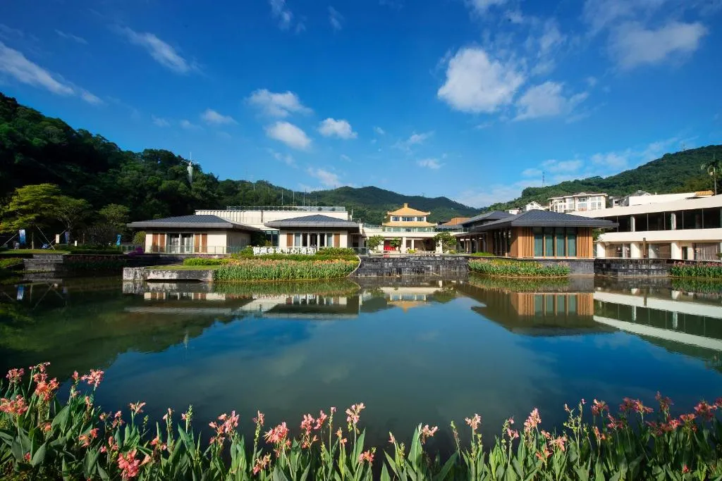 Image of Shenzhen Silver Lake Conference Center Hotel