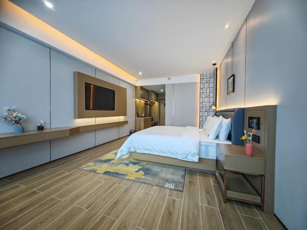 Image of Shenzhen Zhongchen International Hotel – Shenzhen Baolong Subway Station Branch