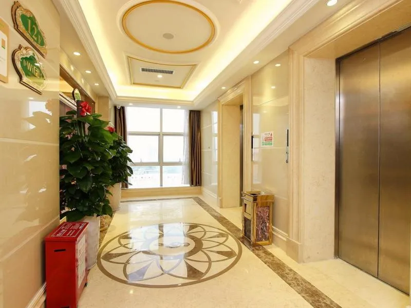 Image 4 of Vienna Classic Hotel Shenzhen Bantian Wuhe Avenue