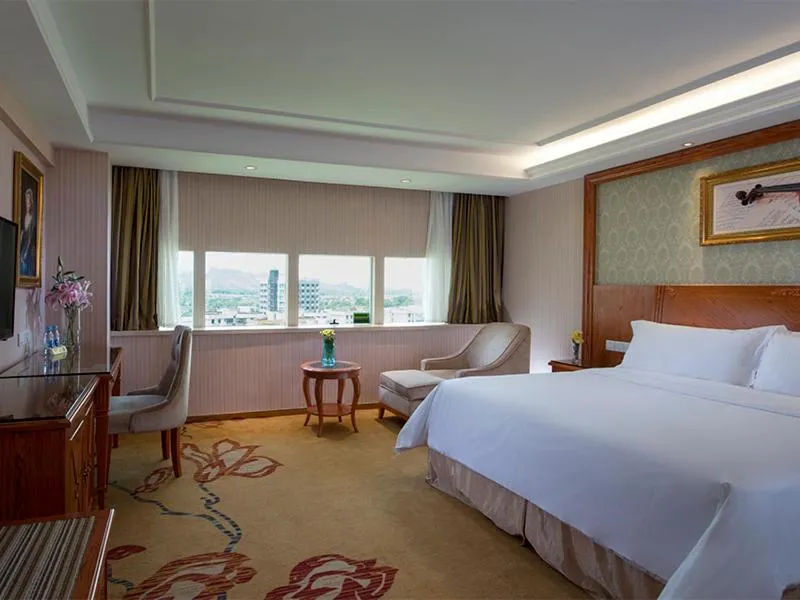 Image 2 of Vienna Hotel Mix City