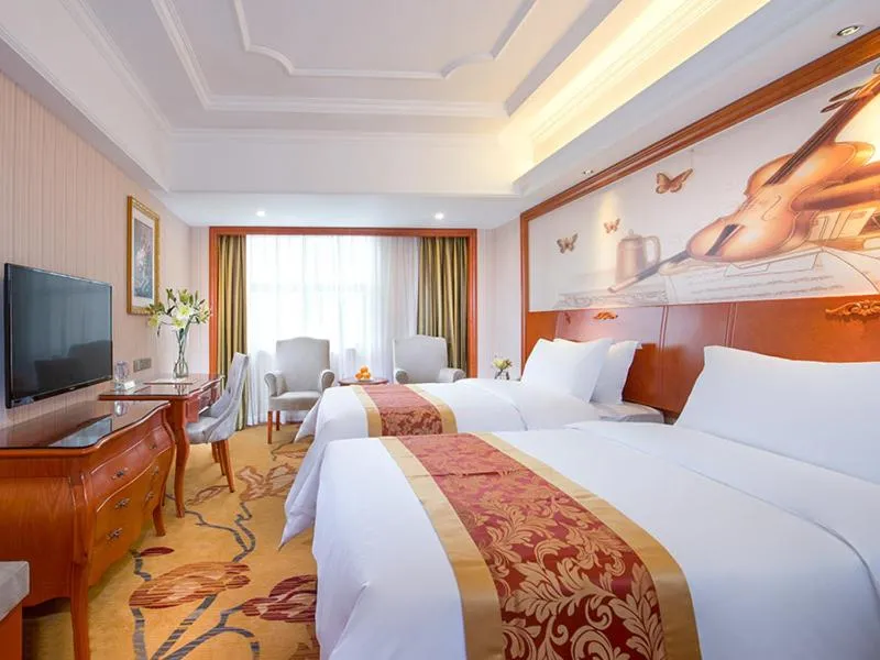 Image 3 of Vienna Hotel Shenzhen Bantian South Huancheng Road