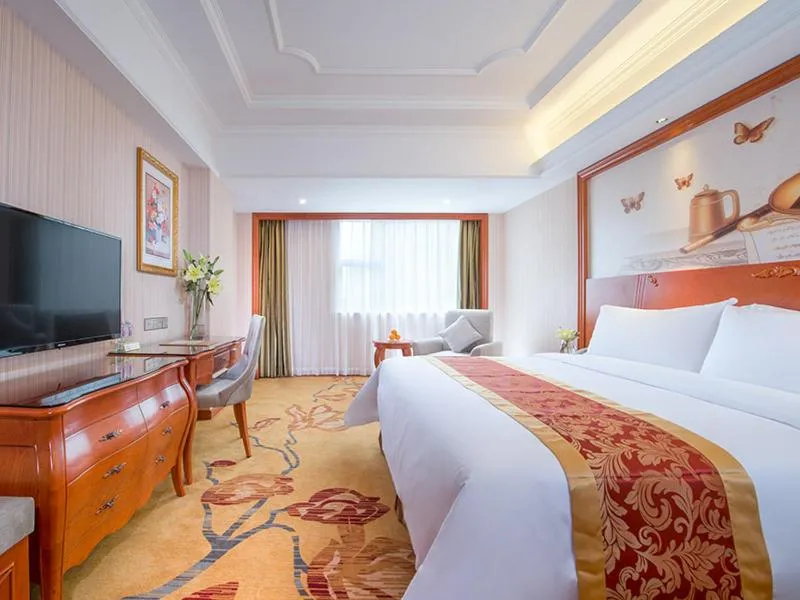 Image 4 of Vienna Hotel Shenzhen Bantian South Huancheng Road