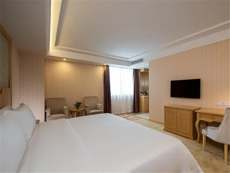 Image 2 of Vienna Hotel Shenzhen East Railway Station